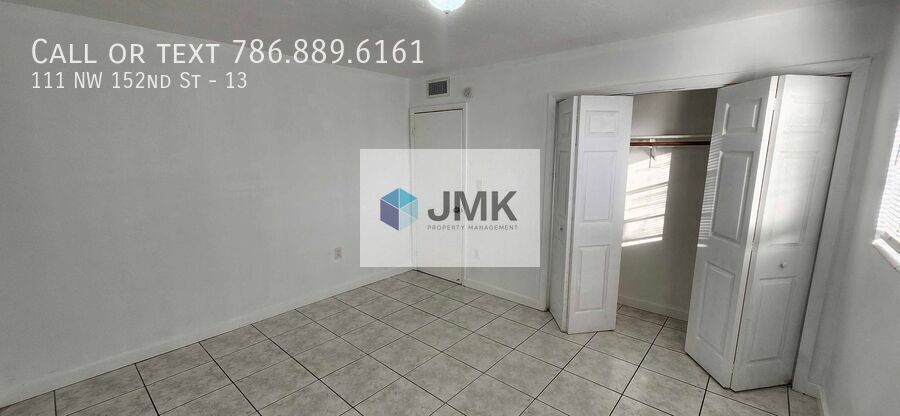 Spacious 2 bedroom unit. Must see! Centrally located. property image