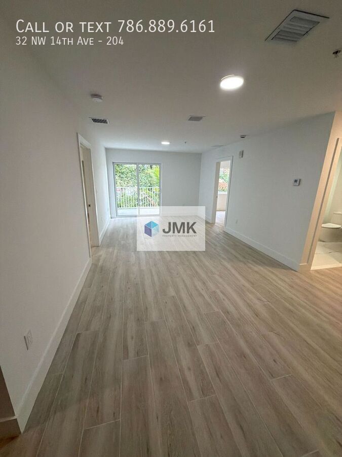 Brand-New 3 Bed / 2 Bath Condo – In-Unit Washer & Dryer property image