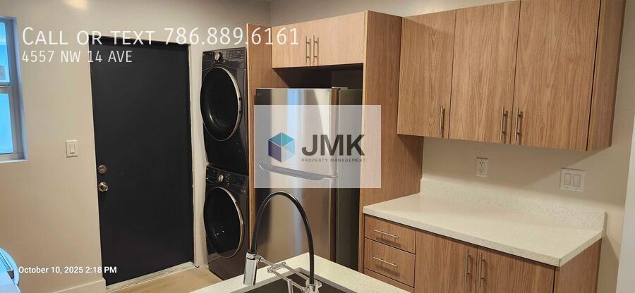 Completely Renovated 2-Bedroom Apartment with Washer & Dryer property image