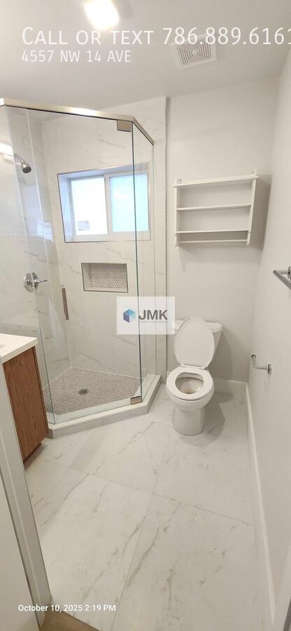 Completely Renovated 2-Bedroom Apartment with Washer & Dryer property image
