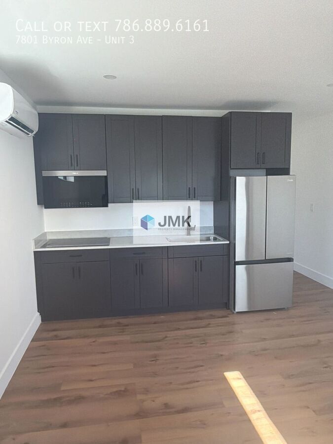 Newly Renovated 1BR/1BA – Steps from the Ocean - LAST MONTH OF RENT FREE!!! property image