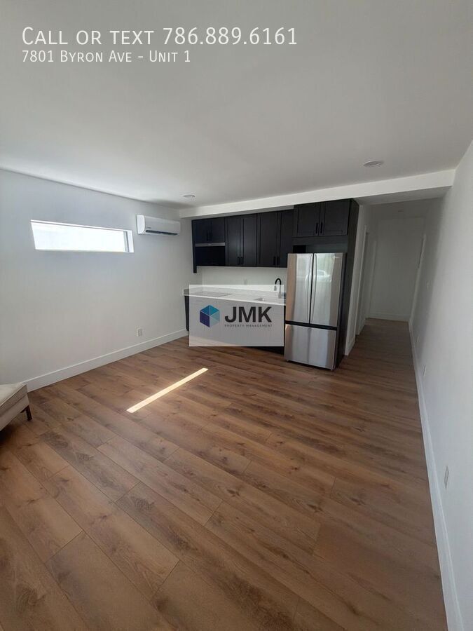 Beautiful 1BR/1BA – Steps from the Ocean - LAST MONTH OF RENT FREE!!! property image