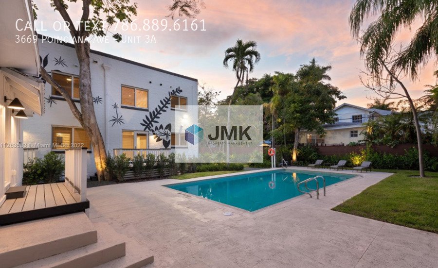 Stylish 1-Bedroom Apartment in Miami – Pool, Wood Floors, Laundry Facilities & Parking! property image