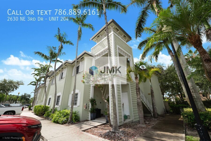 Modern 3 BR / 2 BA Condo in Gated Caribbean Isles – Available Now! property image