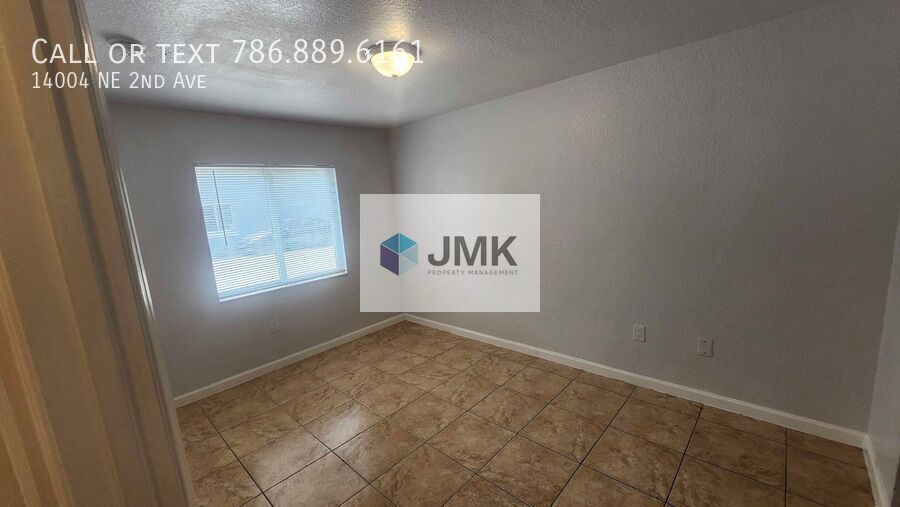 Spacious 4 Bed / 2 Bath Duplex in Prime North Miami Location property image