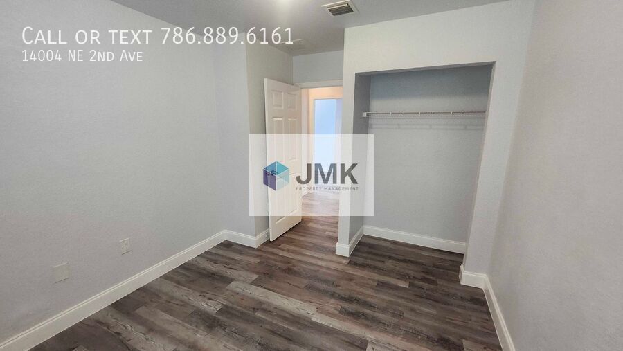 Spacious 4 Bed / 2 Bath Duplex in Prime North Miami Location property image
