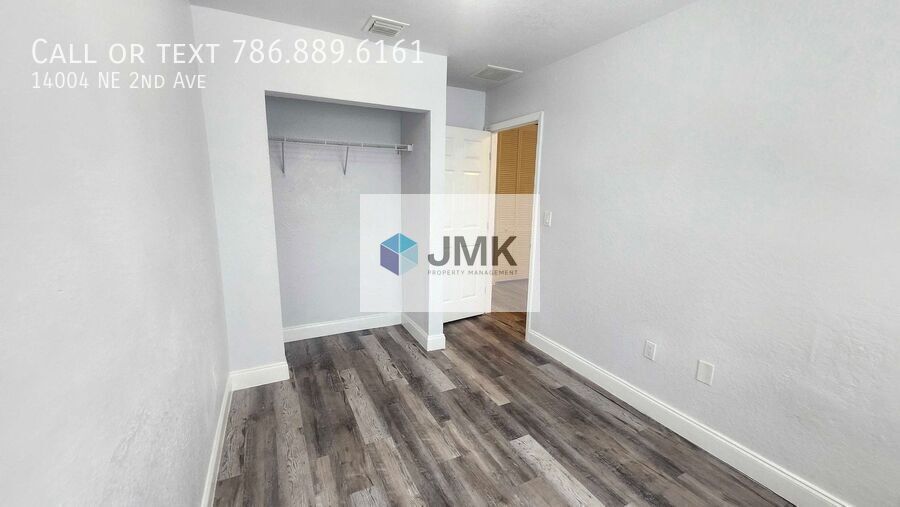 Spacious 4 Bed / 2 Bath Duplex in Prime North Miami Location property image