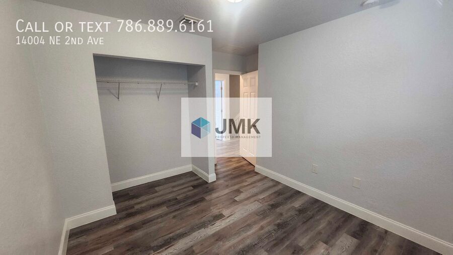 Spacious 4 Bed / 2 Bath Duplex in Prime North Miami Location property image