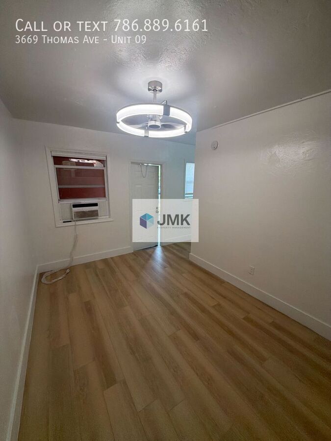 Charming Coconut Grove Living – 3669 Thomas Avenue - 1st MONTH OF RENT FREE!!! property image