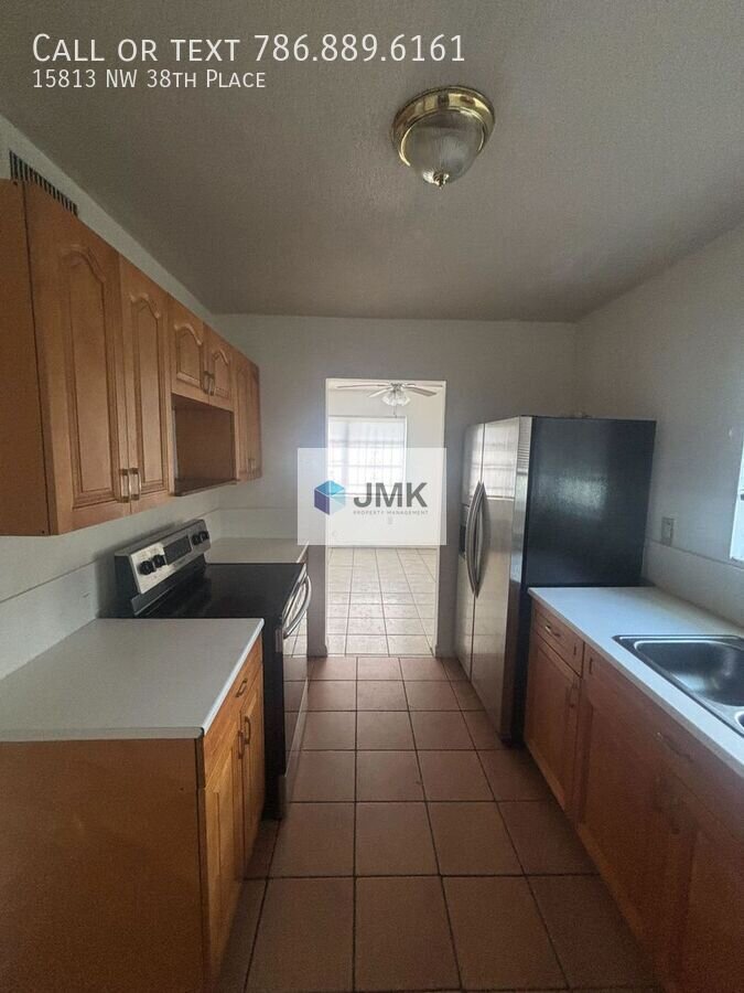 3-Bedroom, 2-Bathroom - ALL UTILITIES INCLUDED!!! property image
