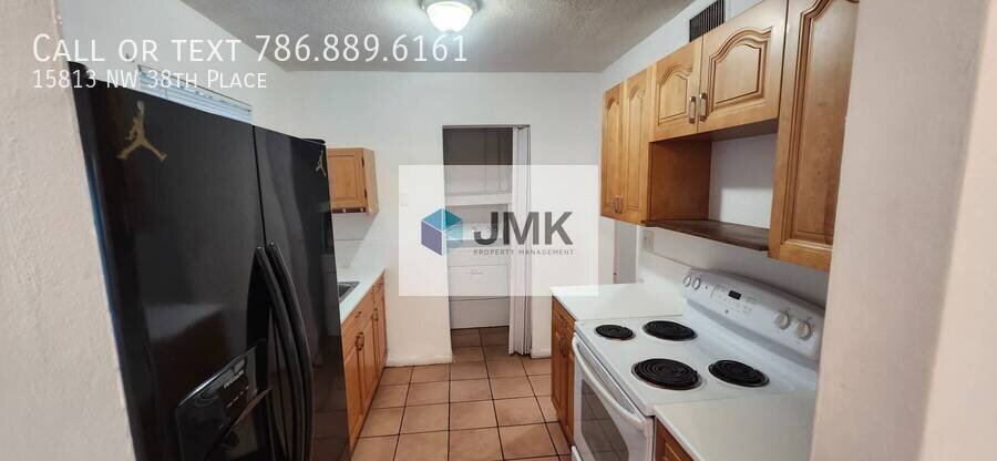 3-Bedroom, 2-Bathroom - ALL UTILITIES INCLUDED!!! property image