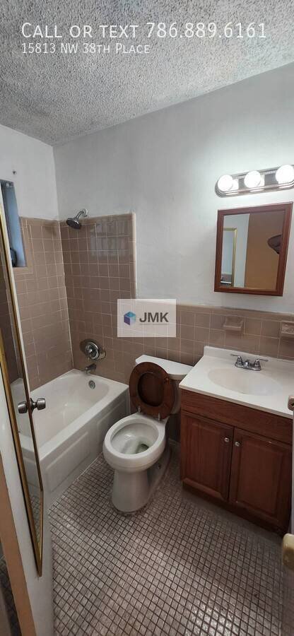 3-Bedroom, 2-Bathroom - ALL UTILITIES INCLUDED!!! property image