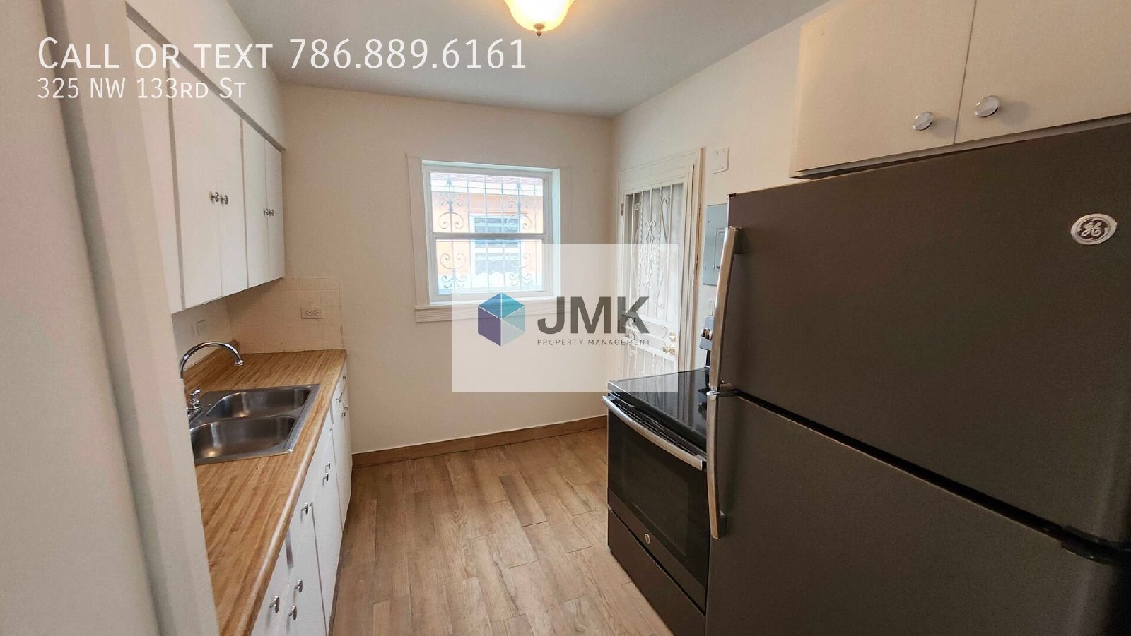 Charming 2-Bed Single-Family Home featuring Hardwood Floors & Huge Yard property image